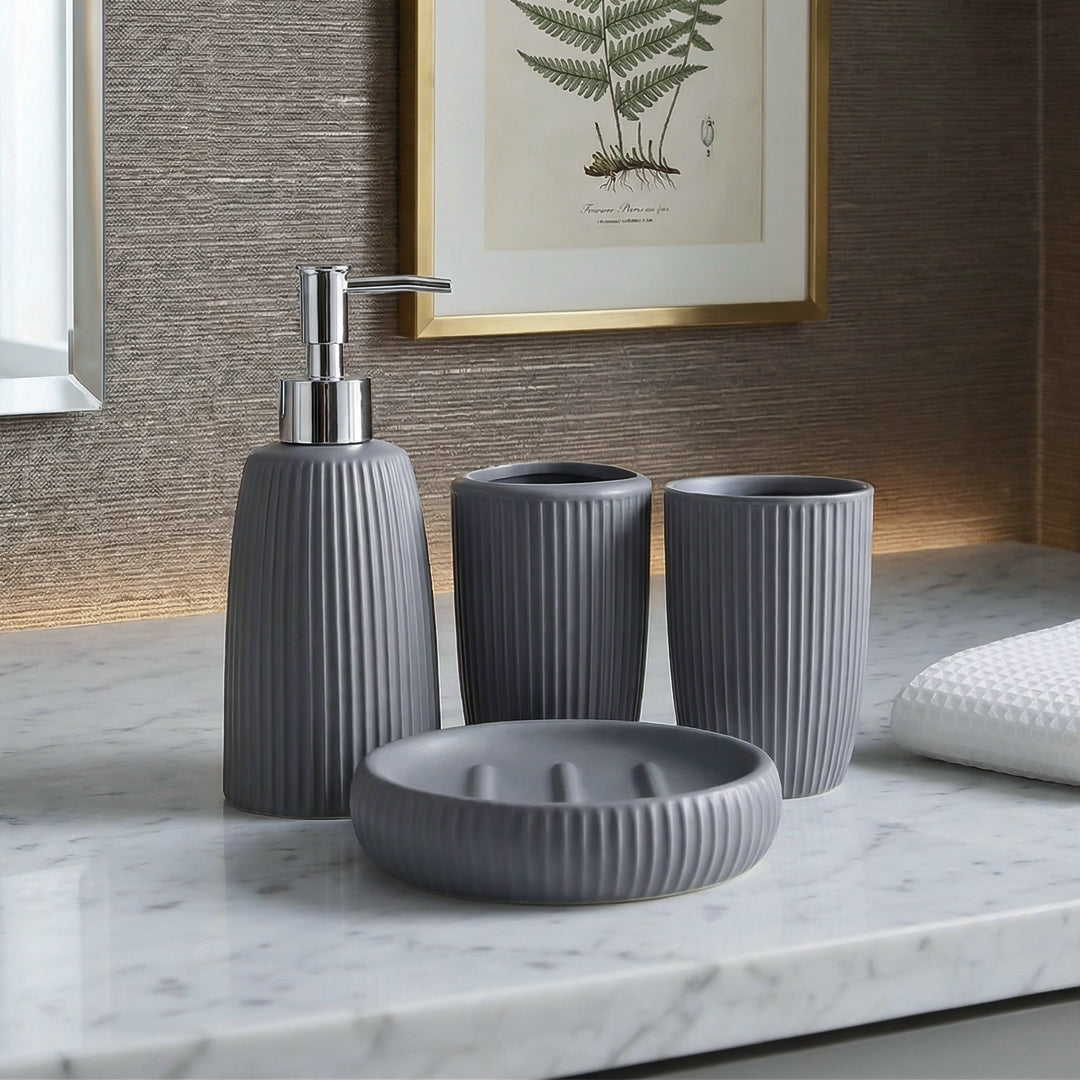 Ribbed Ceramic Bathroom Set