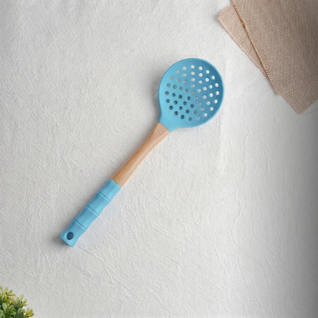 Syso Ergonomic Slotted Silicone Skimmer