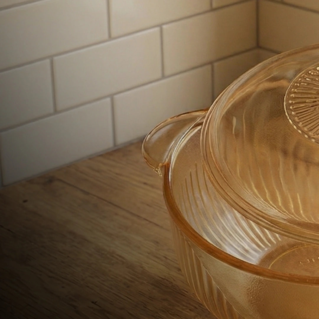 Flowing Cloud Pot with lid