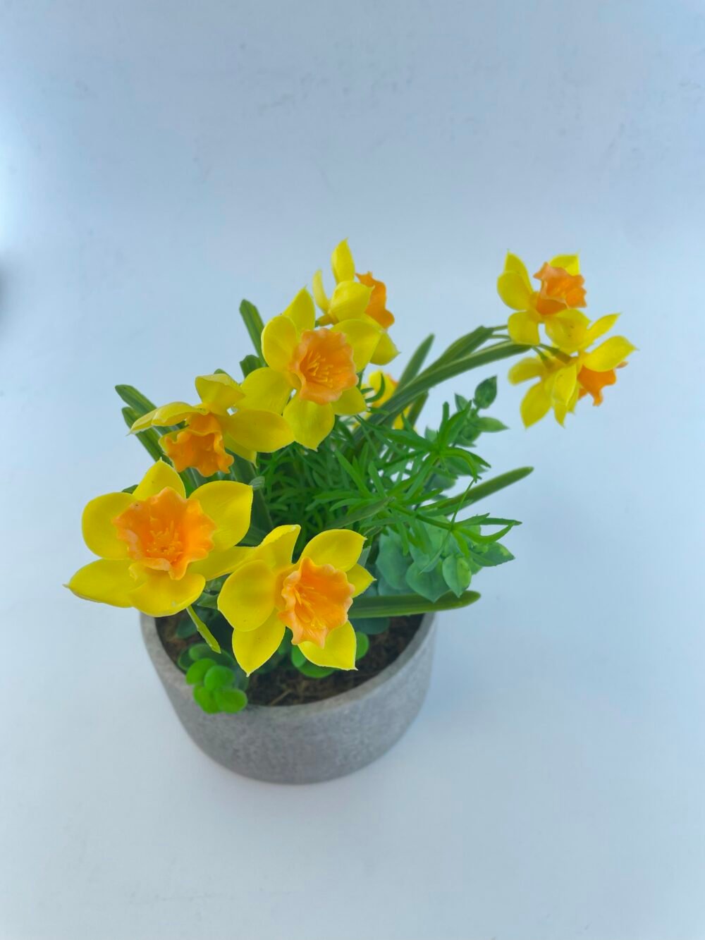 PLASTIC FLOWER WITH POT