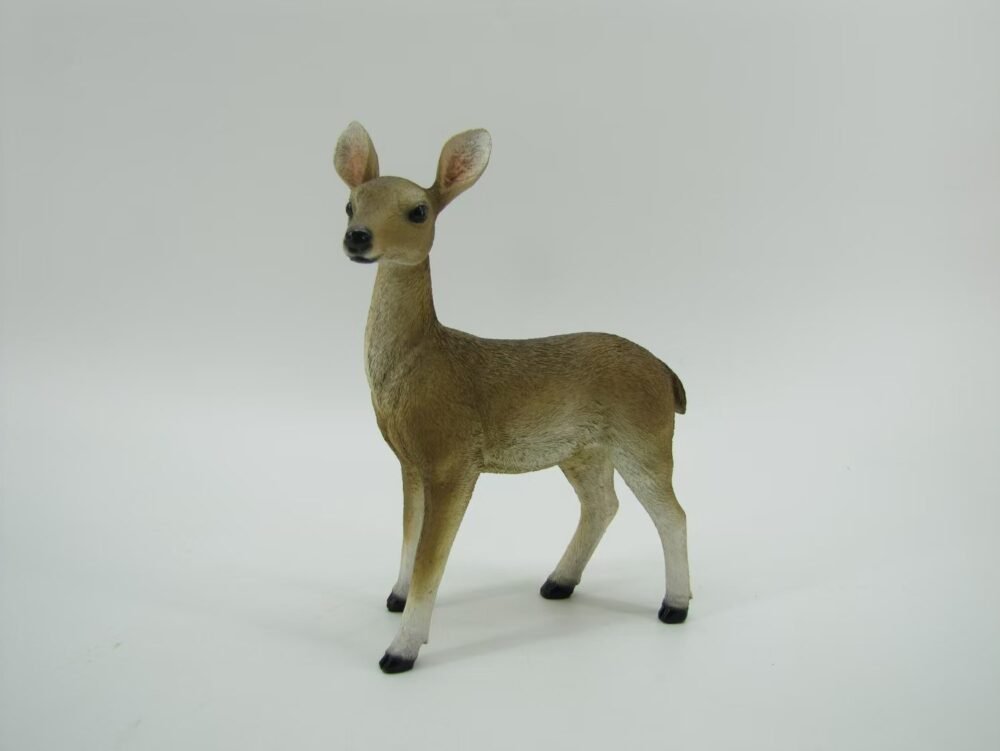 FIGURINE