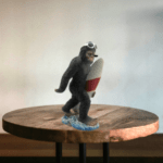 FIGURINE