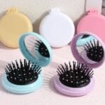 pocket-mirror-with-comb