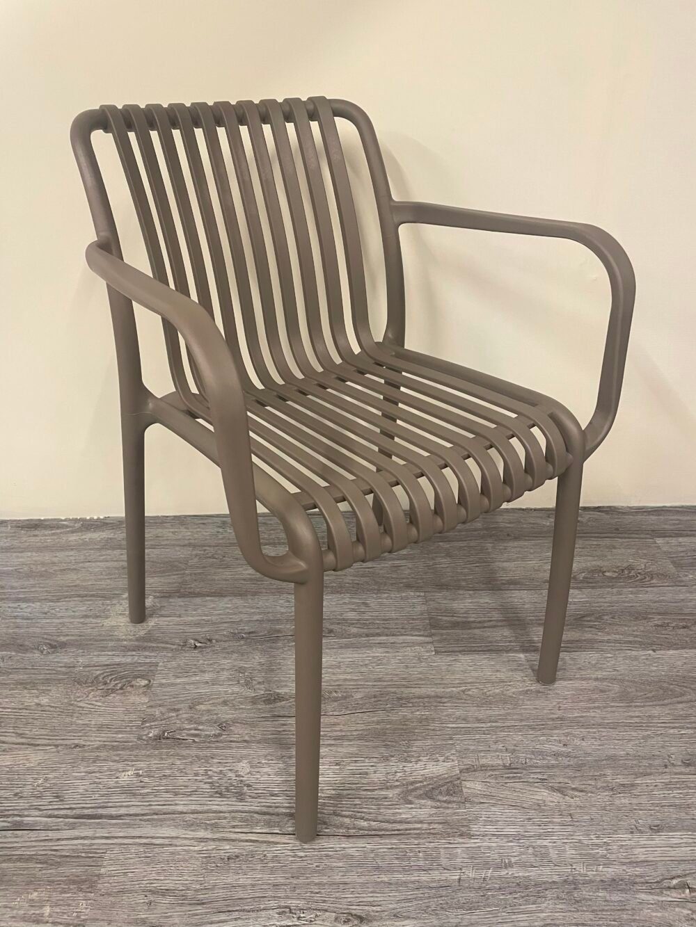 CHAIR FURNISO