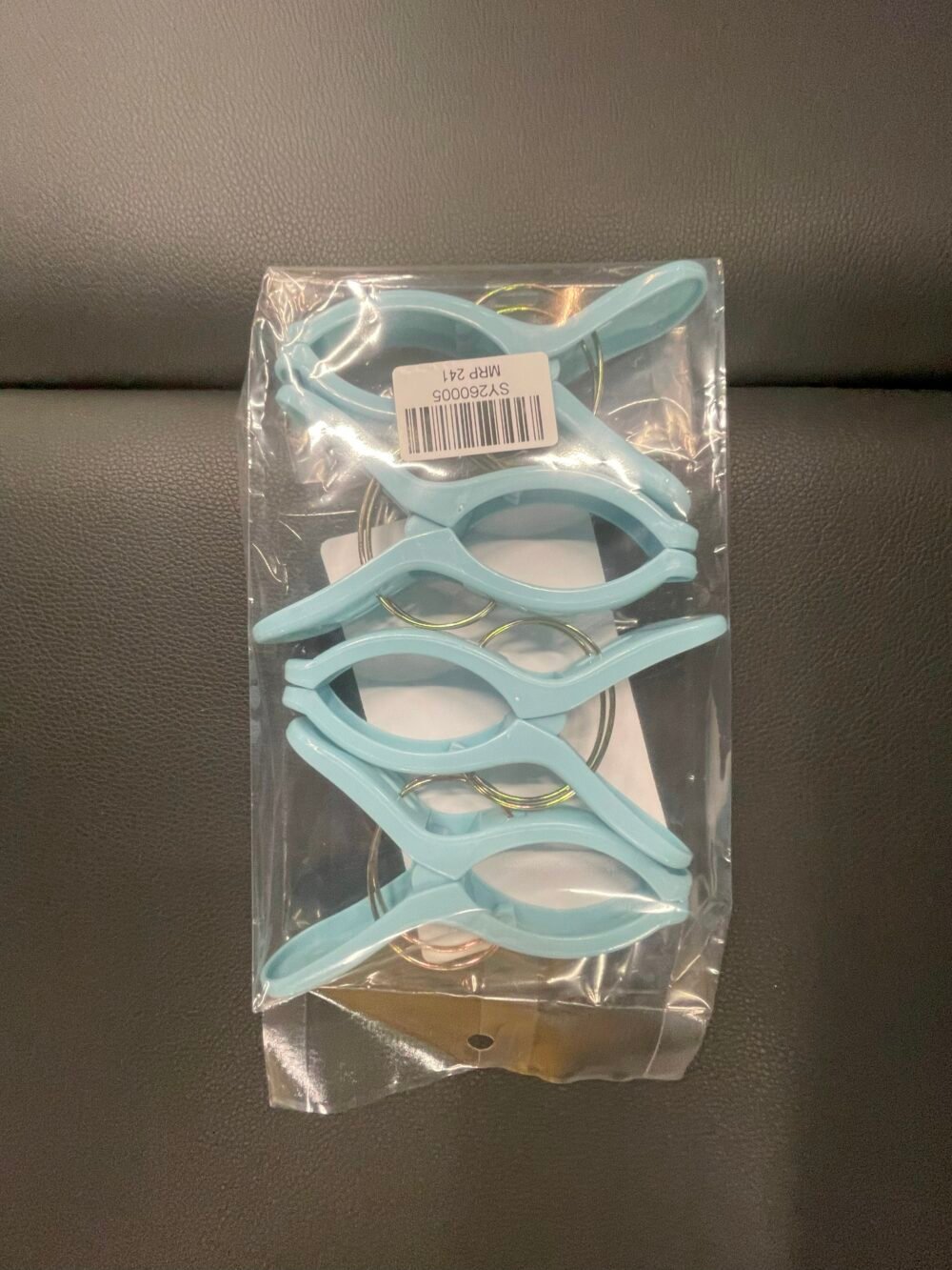 CLIP 4 PCS
