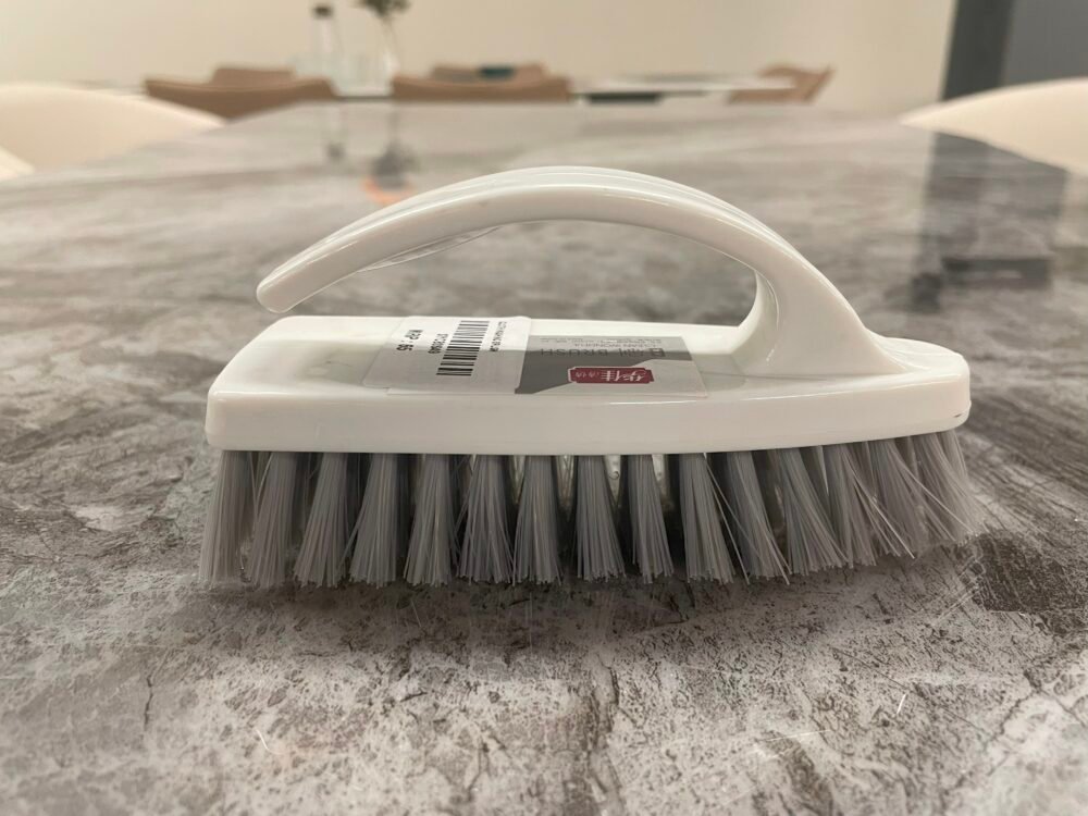 CLOTH WASHING BRUSH