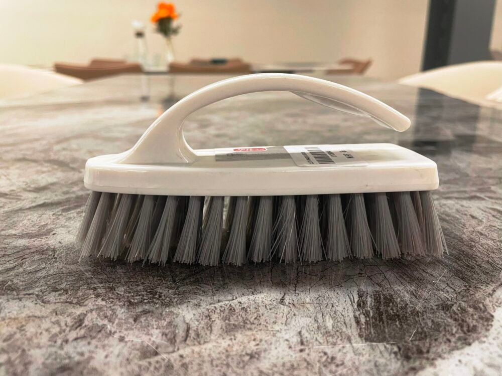 CLOTH WASHING BRUSH