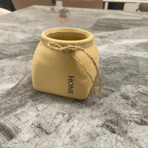 FLOWER POT