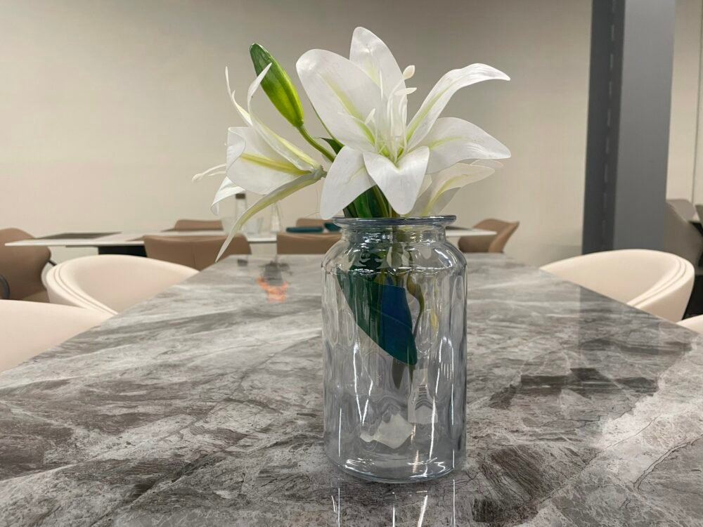 FLOWER VASE