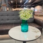 GLASS VASE