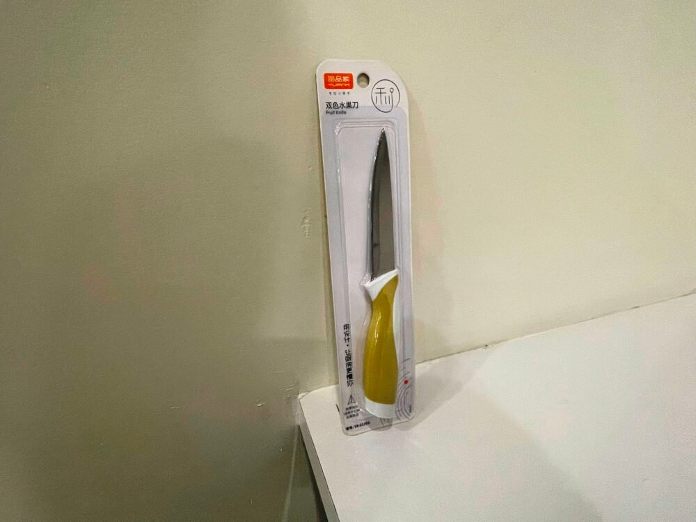 KNIFE