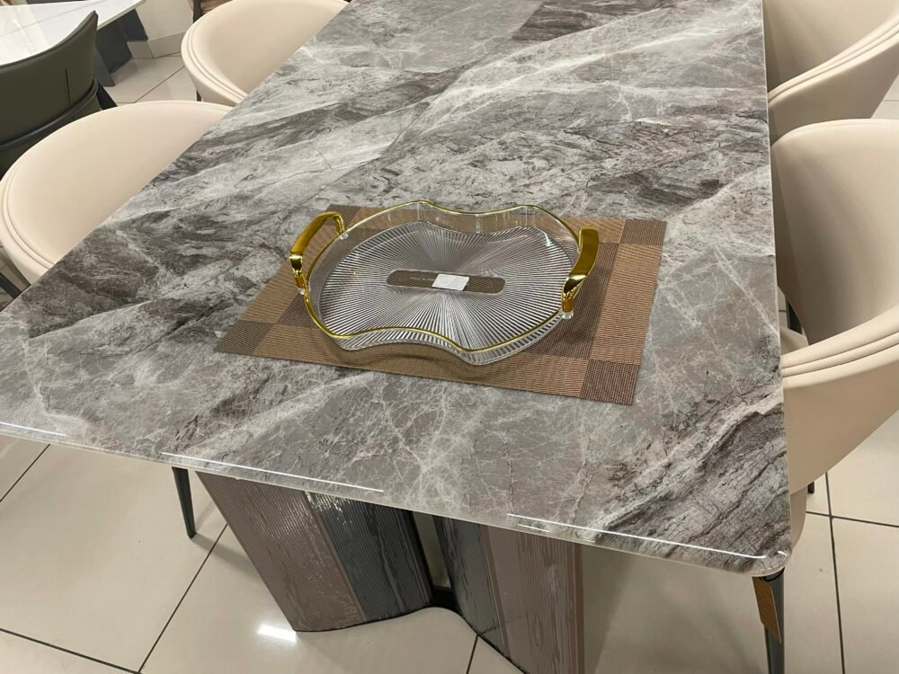 PLASTIC TEA TRAY WITH HANDLE