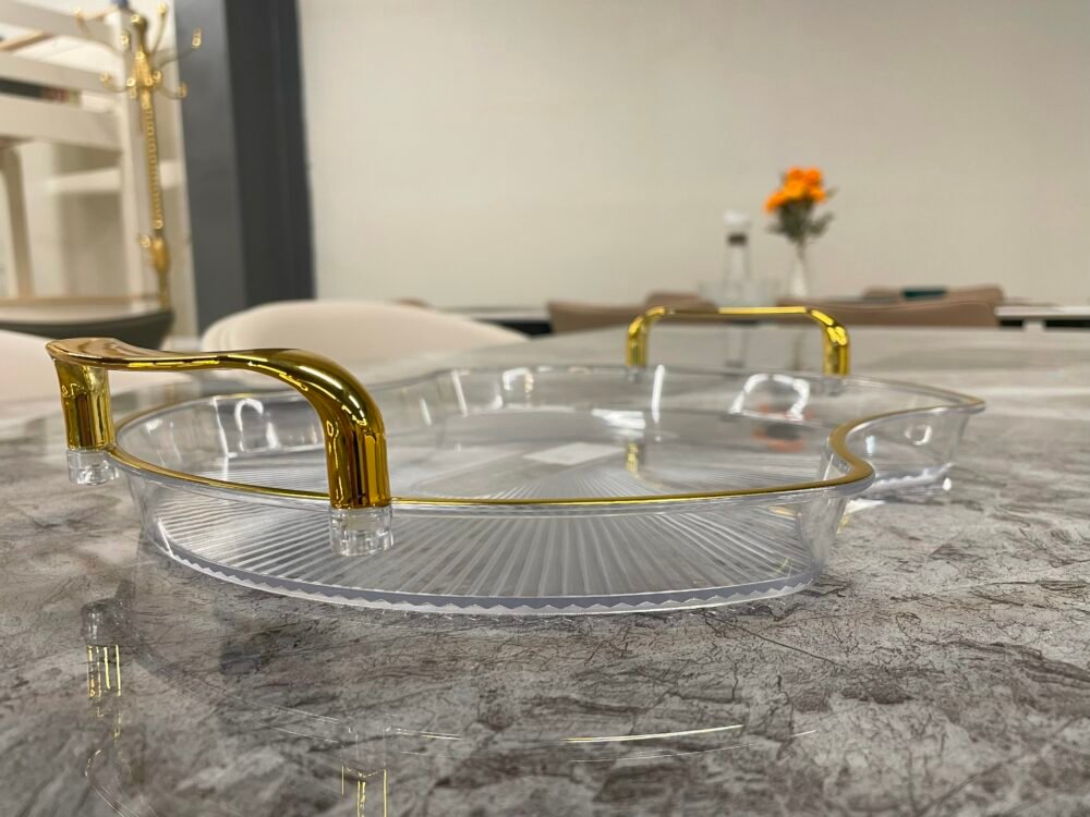 PLASTIC TEA TRAY WITH HANDLE
