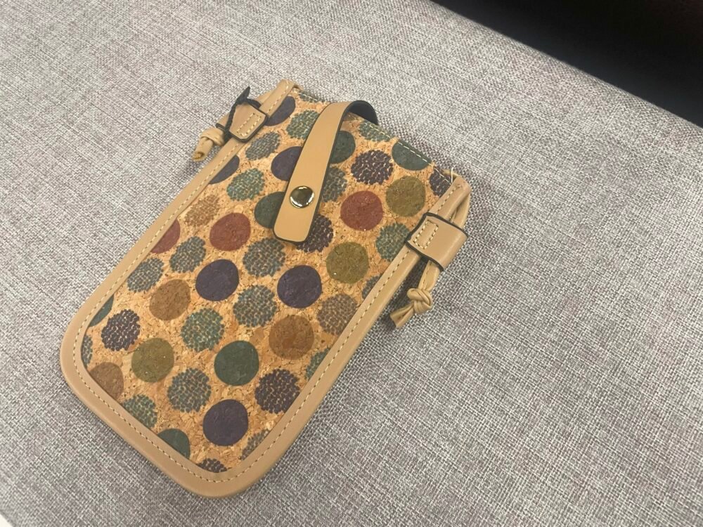 SLING CROSS BODY WALLET