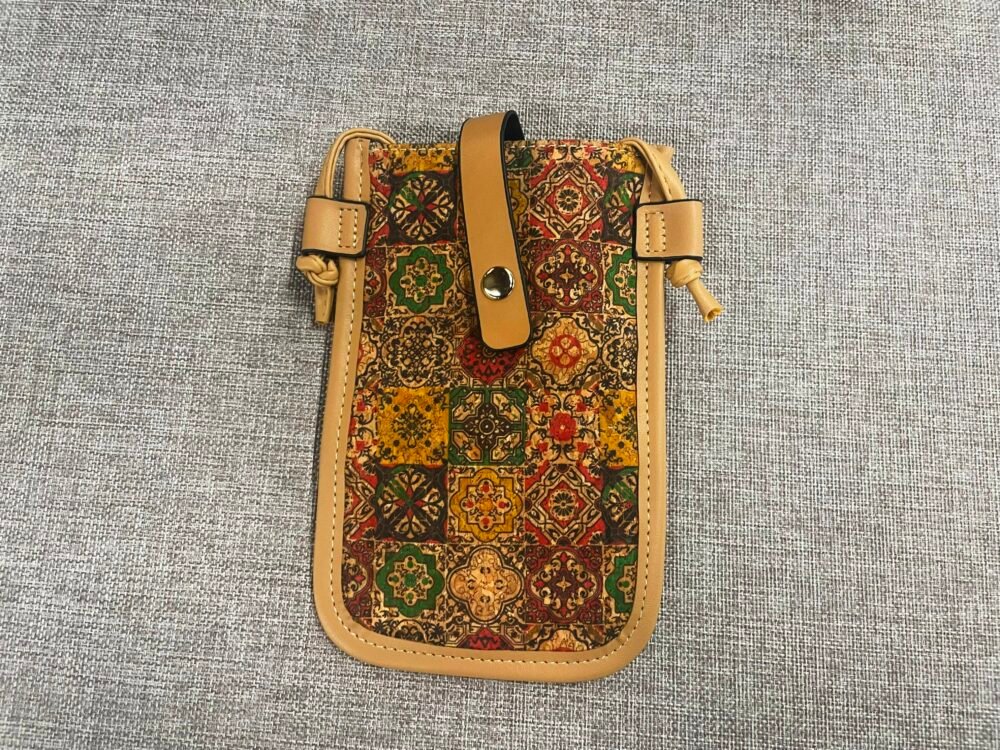 SLING CROSS BODY WALLET