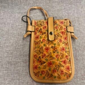 SLING CROSS BODY WALLET