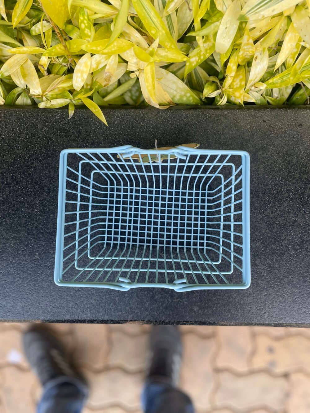 STORAGE BASKET
