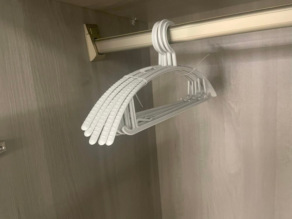 WIDE SHOULDER HANGER, 5PCSSET GREY