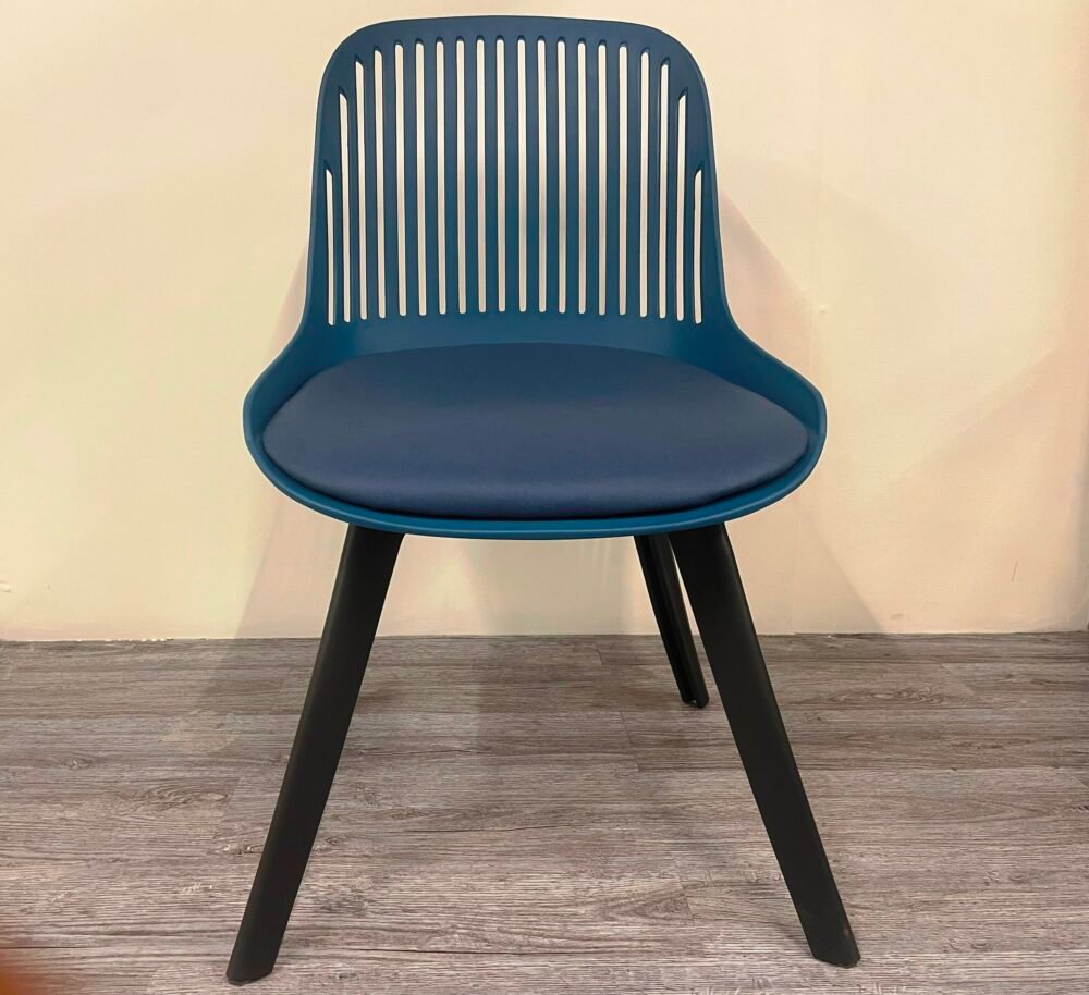 furniso_chair