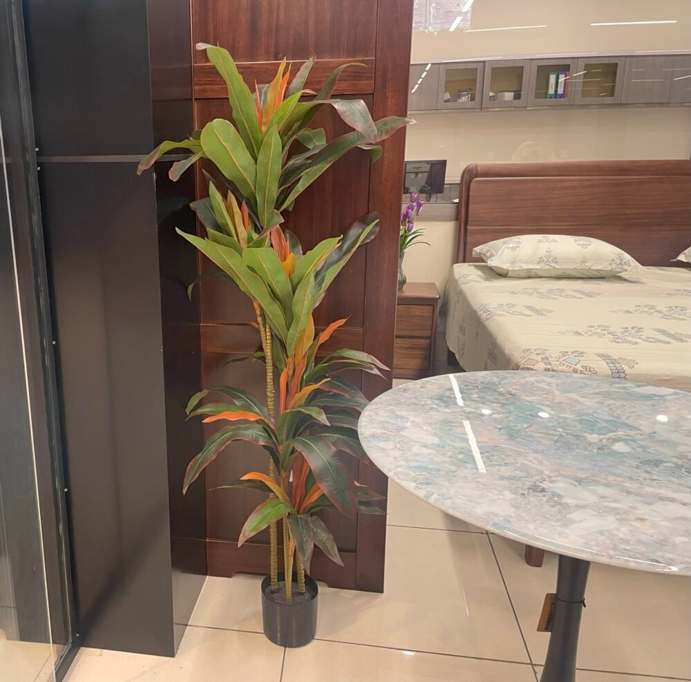 ARTIFICIAL PLANT