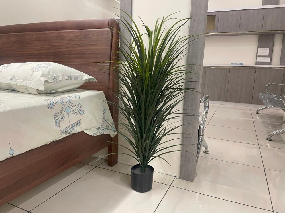 ARTIFICIAL PLANT