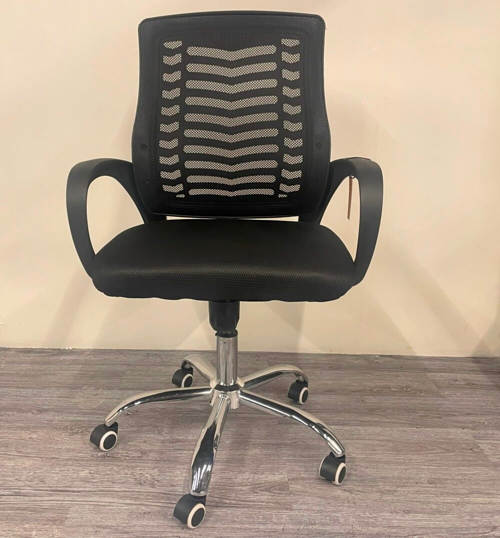 BLACK CHAIR