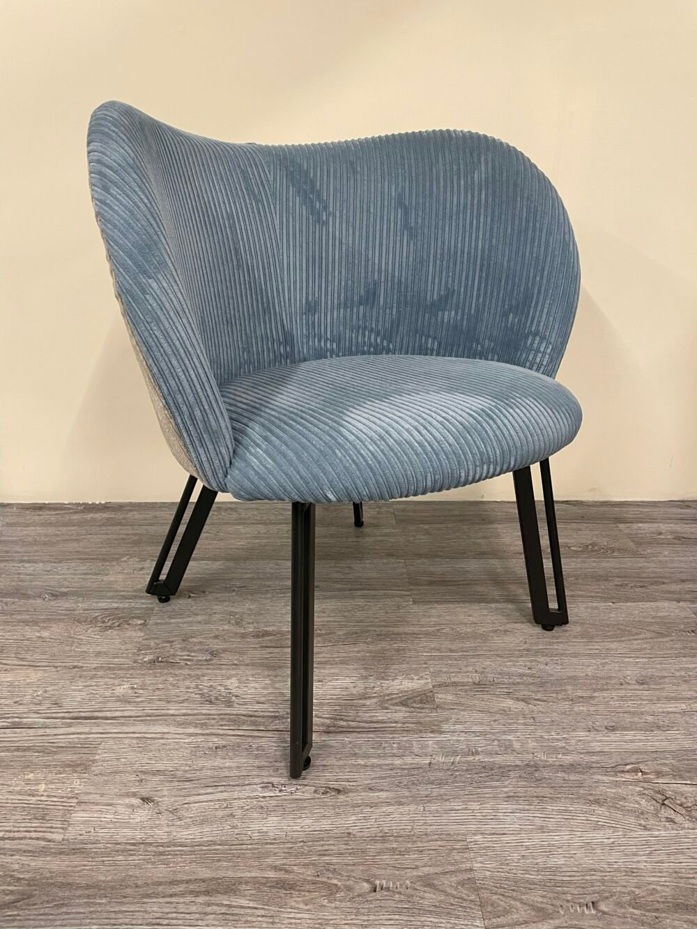 CHAIR FURNISO