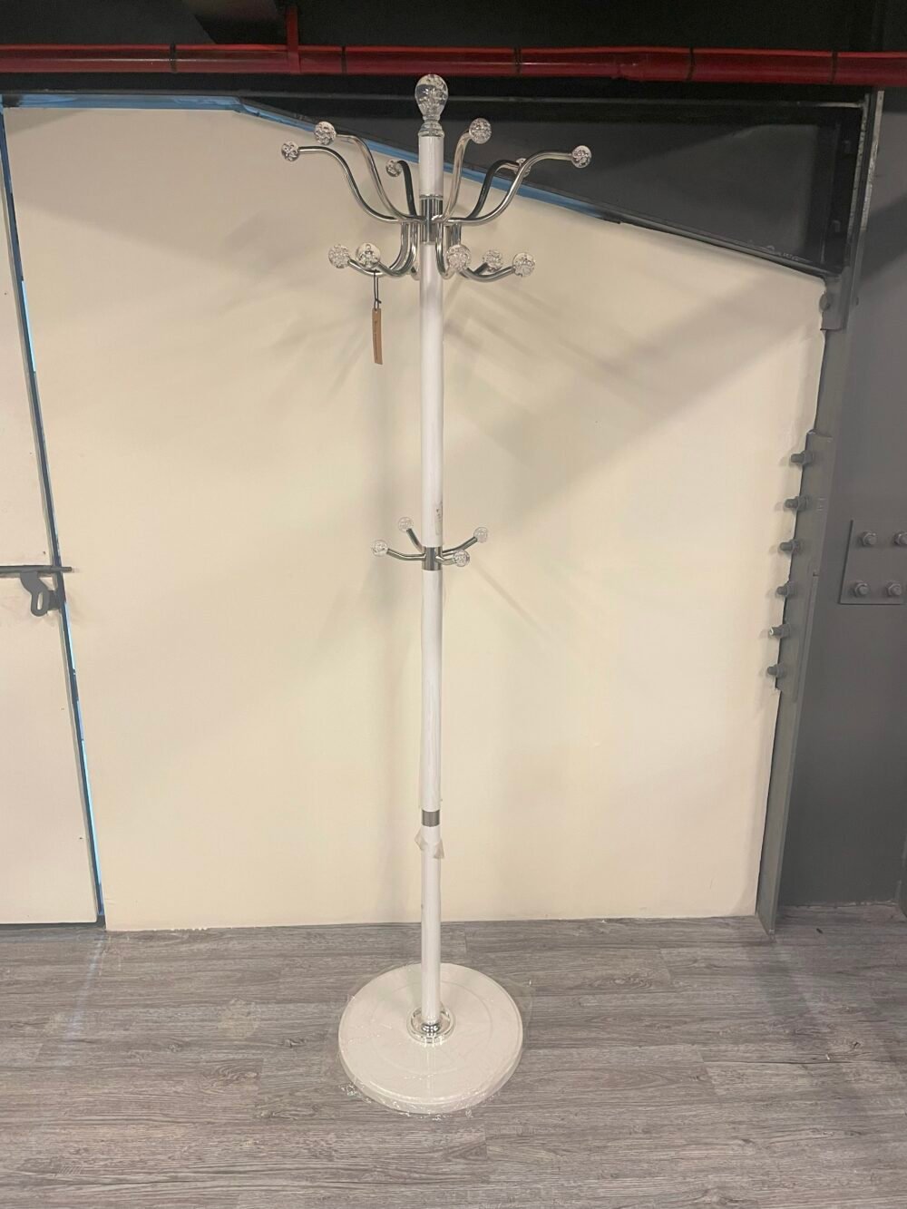 STANDING COAT RACK WHITE
