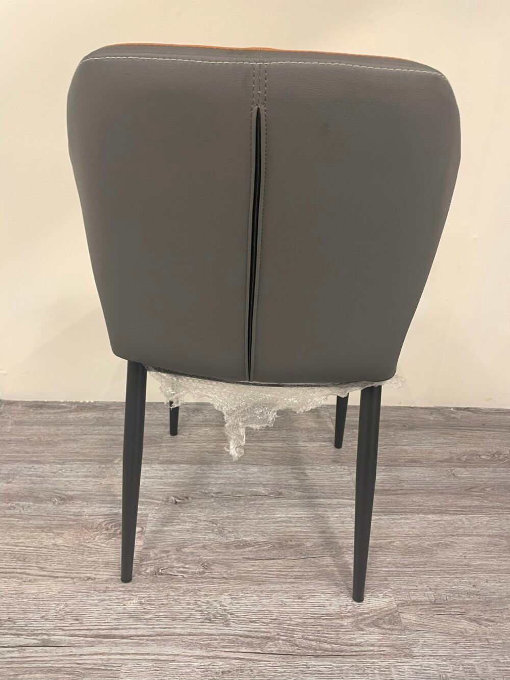 FURNISO CHAIR