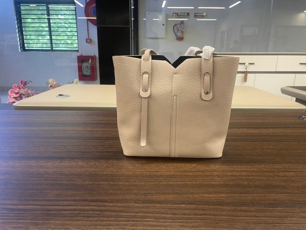 LADIES BAG